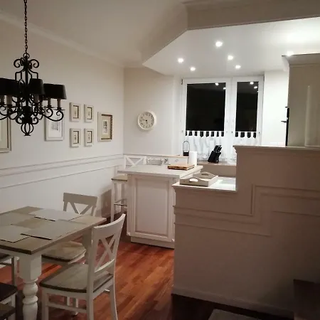 Apartament Apartament *