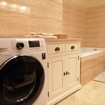 Lägenhet Apartament Koło